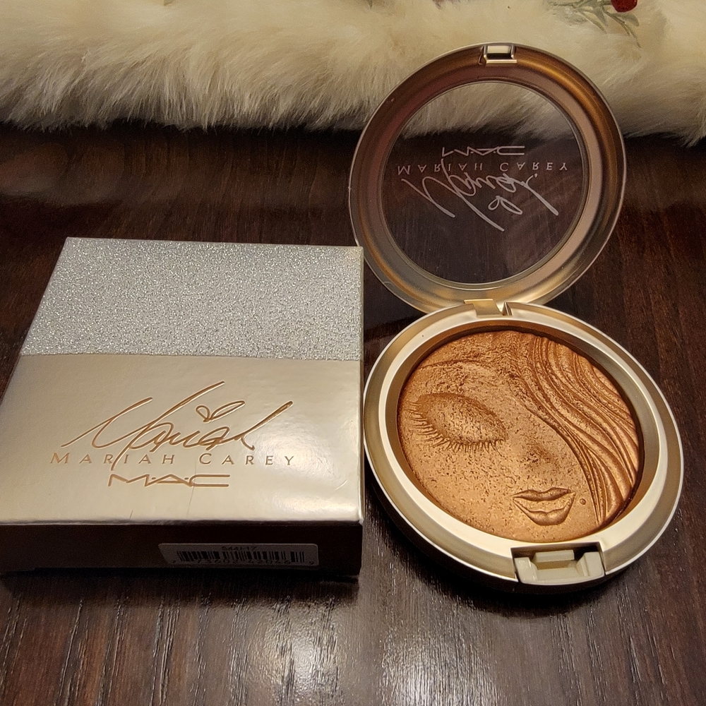 MAC Cosmetics and Mariah Carey Holiday 2016 limited Edition highlight in My Mimi